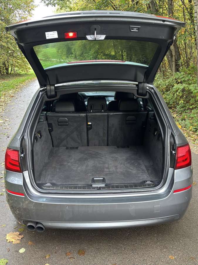BMW 520 2011 — photo 6