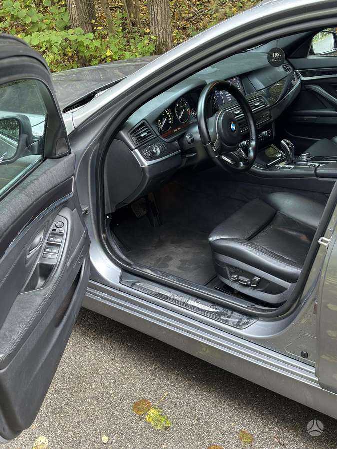 BMW 520 2011 — photo 7