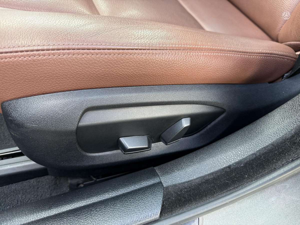 BMW 520 2014 — фото 12