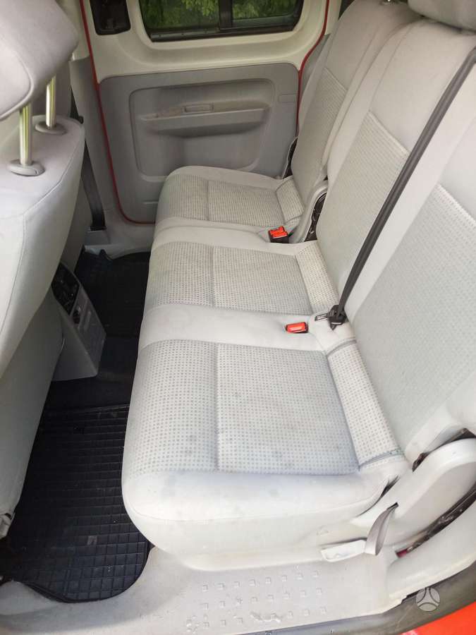Volkswagen Caddy 2009 — photo 8