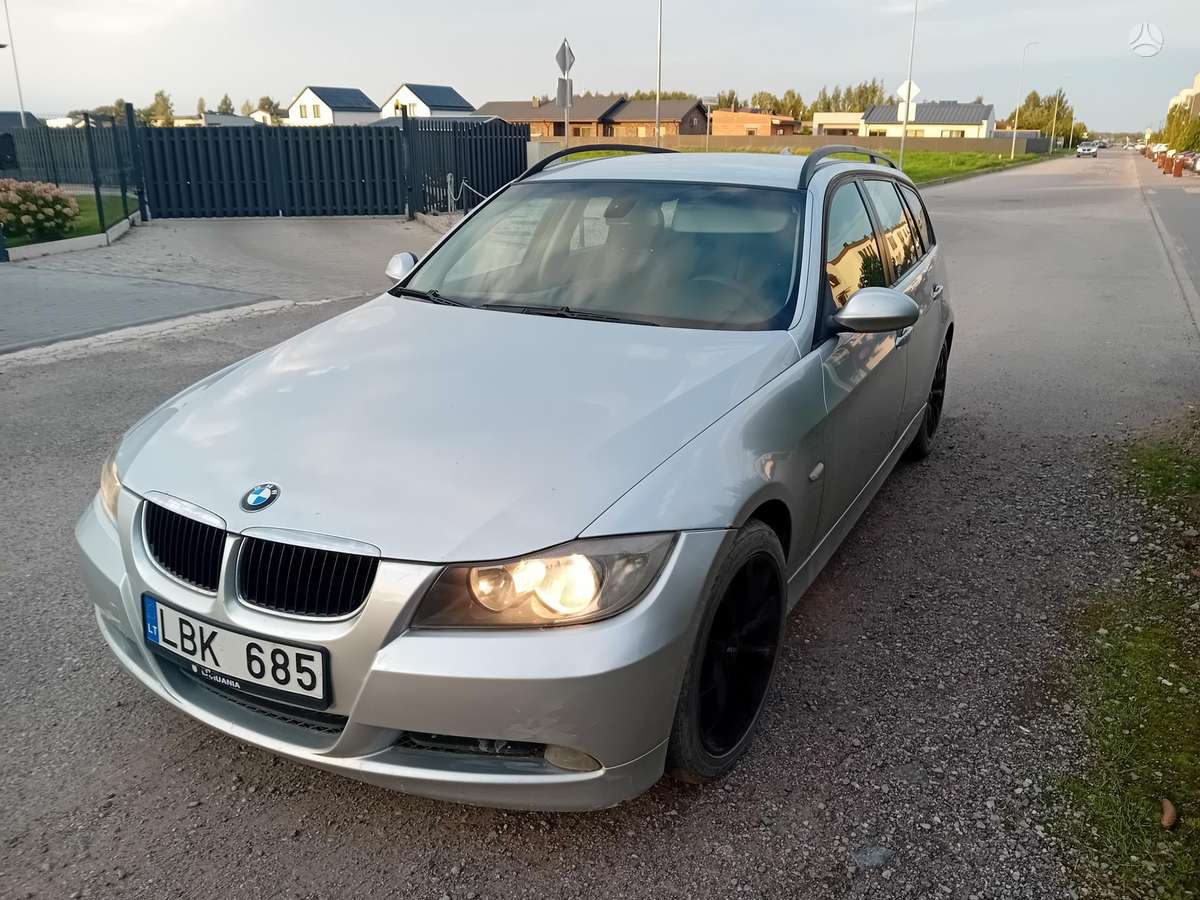 BMW 320, 2006