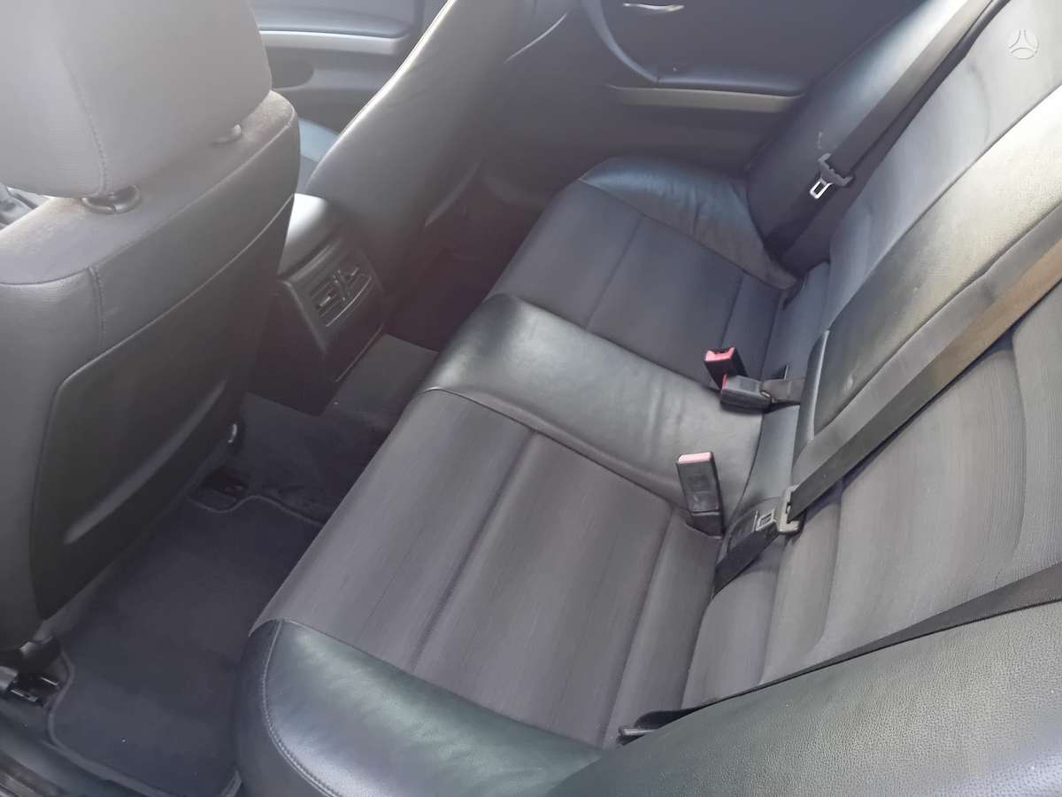 BMW 320 2006 — photo 12