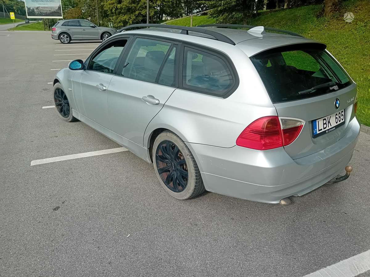 BMW 320 2006 — photo 5