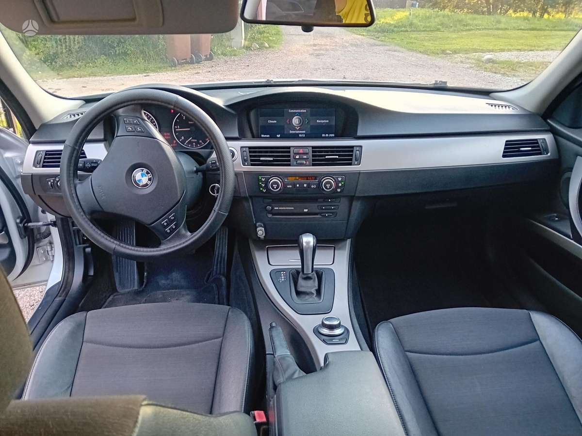 BMW 320 2006 — photo 8