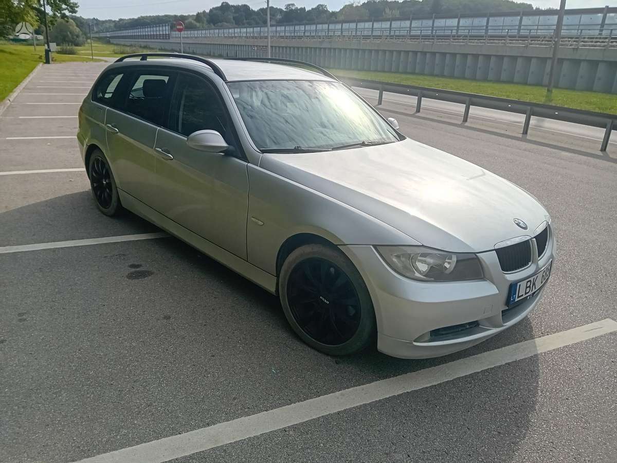 BMW 320 2006 — photo 9