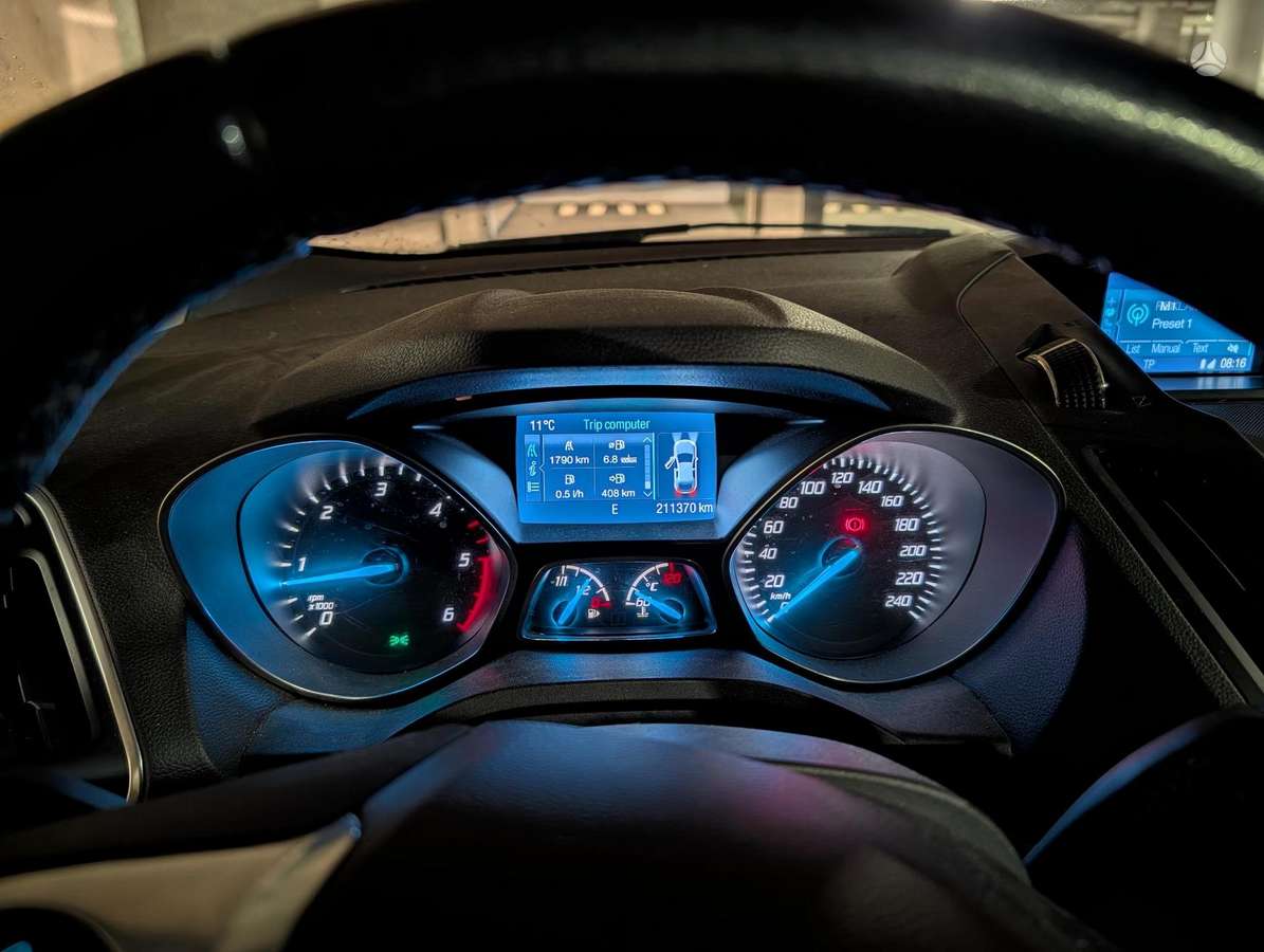 Ford Kuga 2013 — photo 7