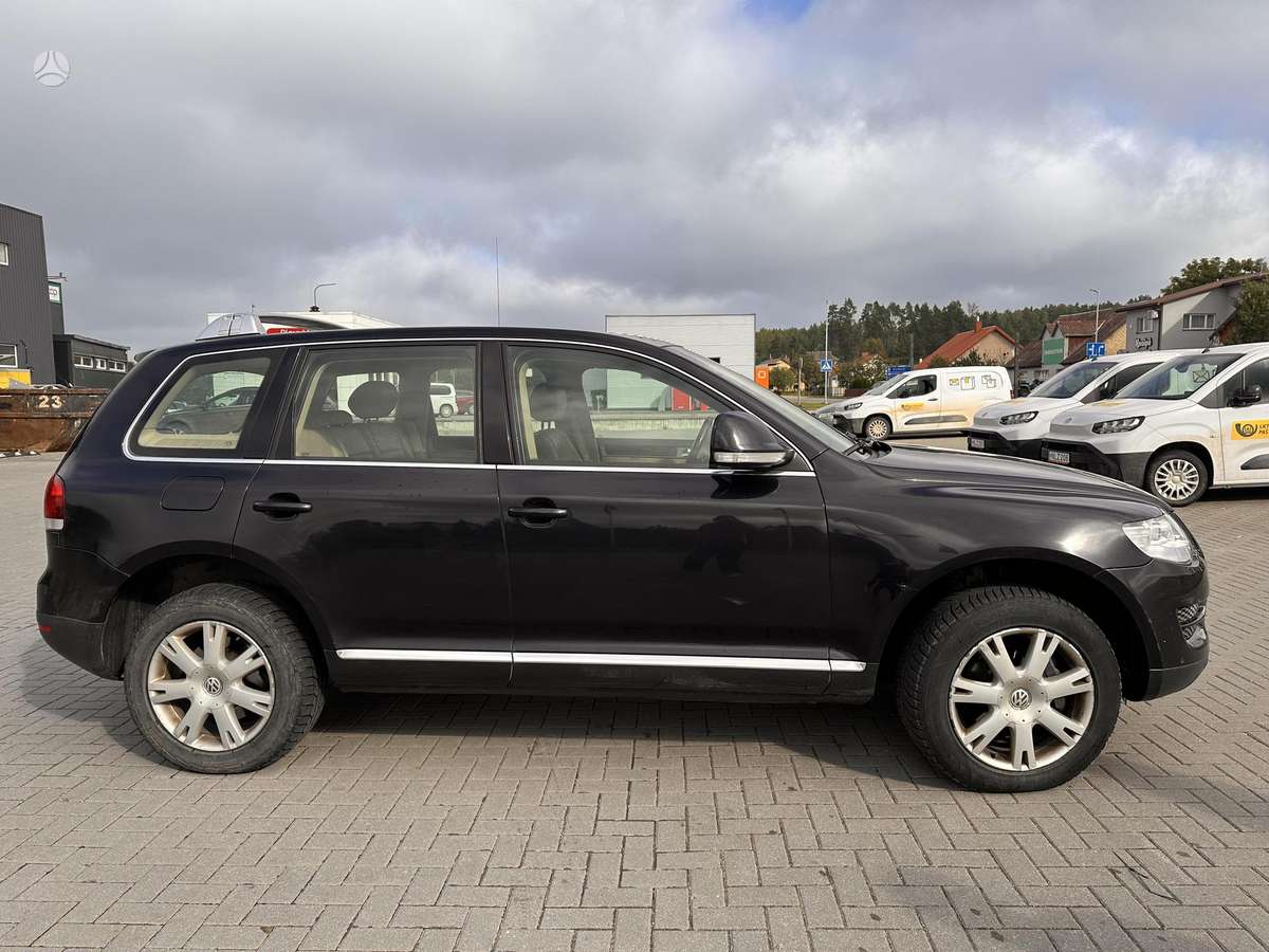Volkswagen Touareg 2007 — двигун 2967 cm³, 224 HP (165kW)