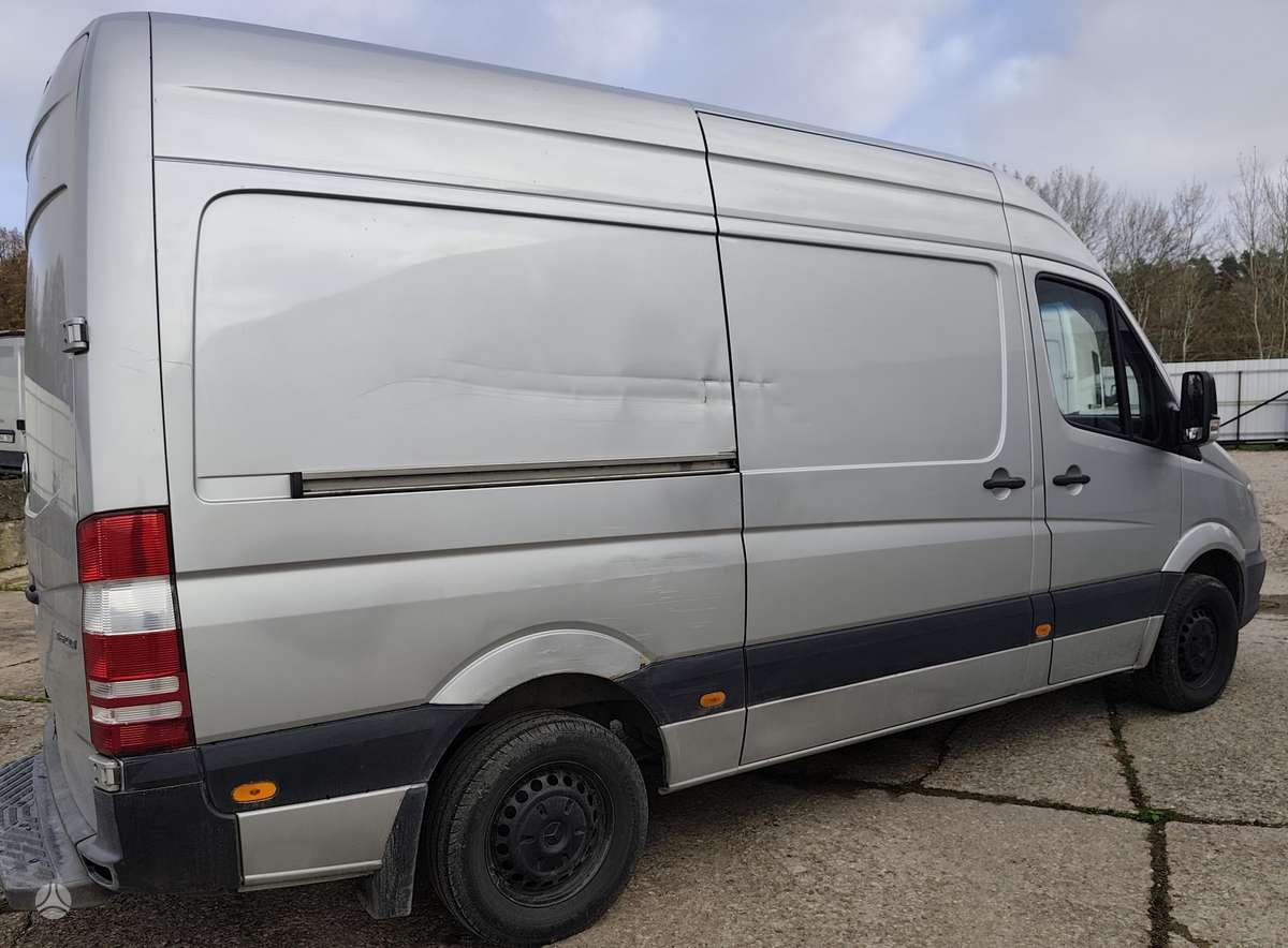Mercedes-Benz Sprinter 2014 — engine 2200 cm³
