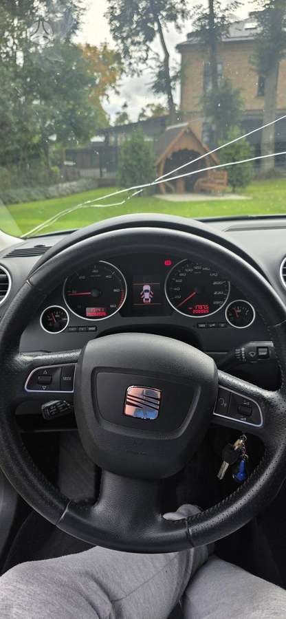 Seat Exeo 2013 — photo 11