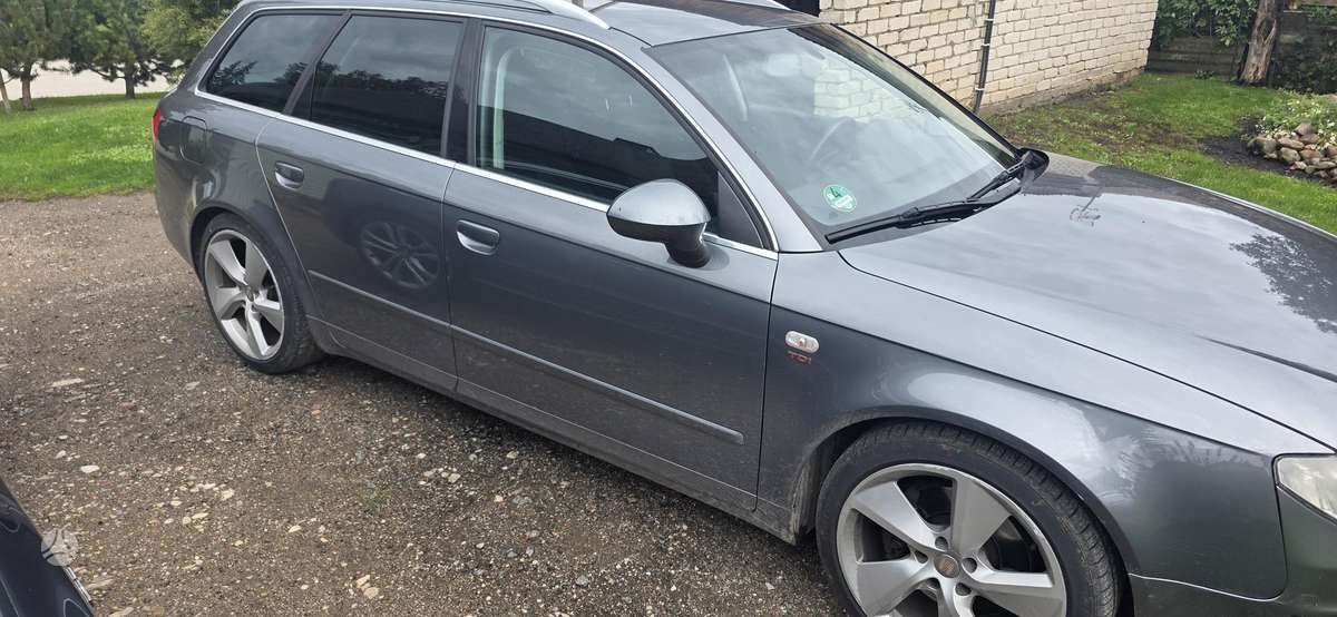 Seat Exeo 2013 — rear view