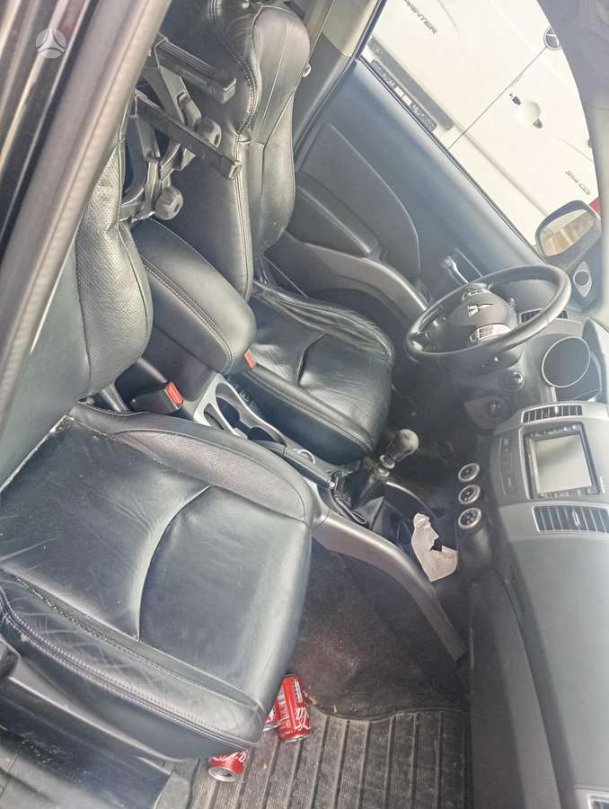 Mitsubishi Outlander 2008 — photo 10