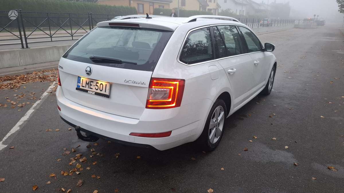 Skoda Octavia 2013 — фото 11