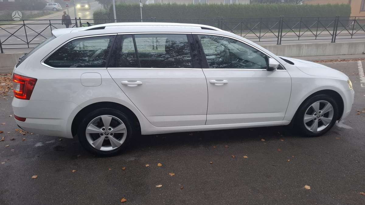 Skoda Octavia 2013 — фото 13