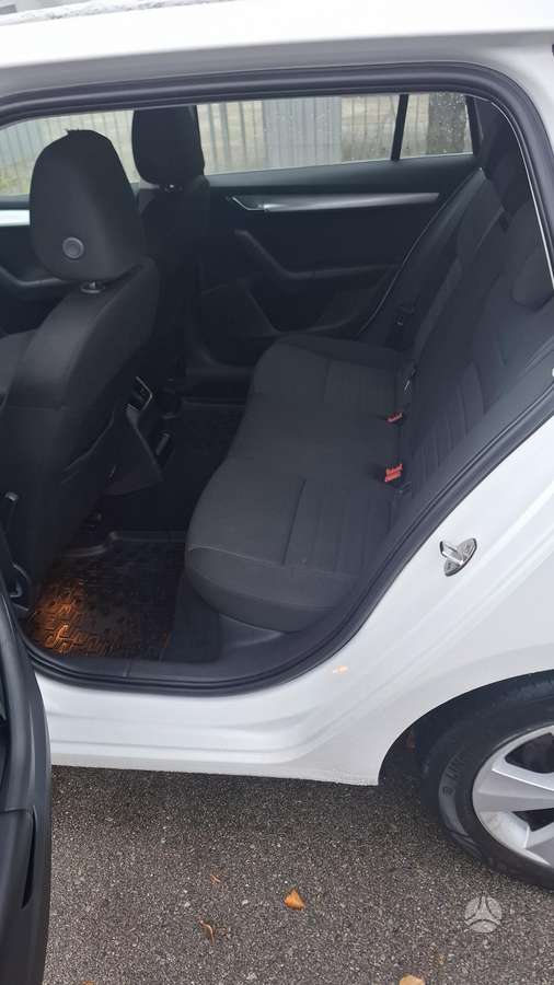 Skoda Octavia 2013 — фото 26