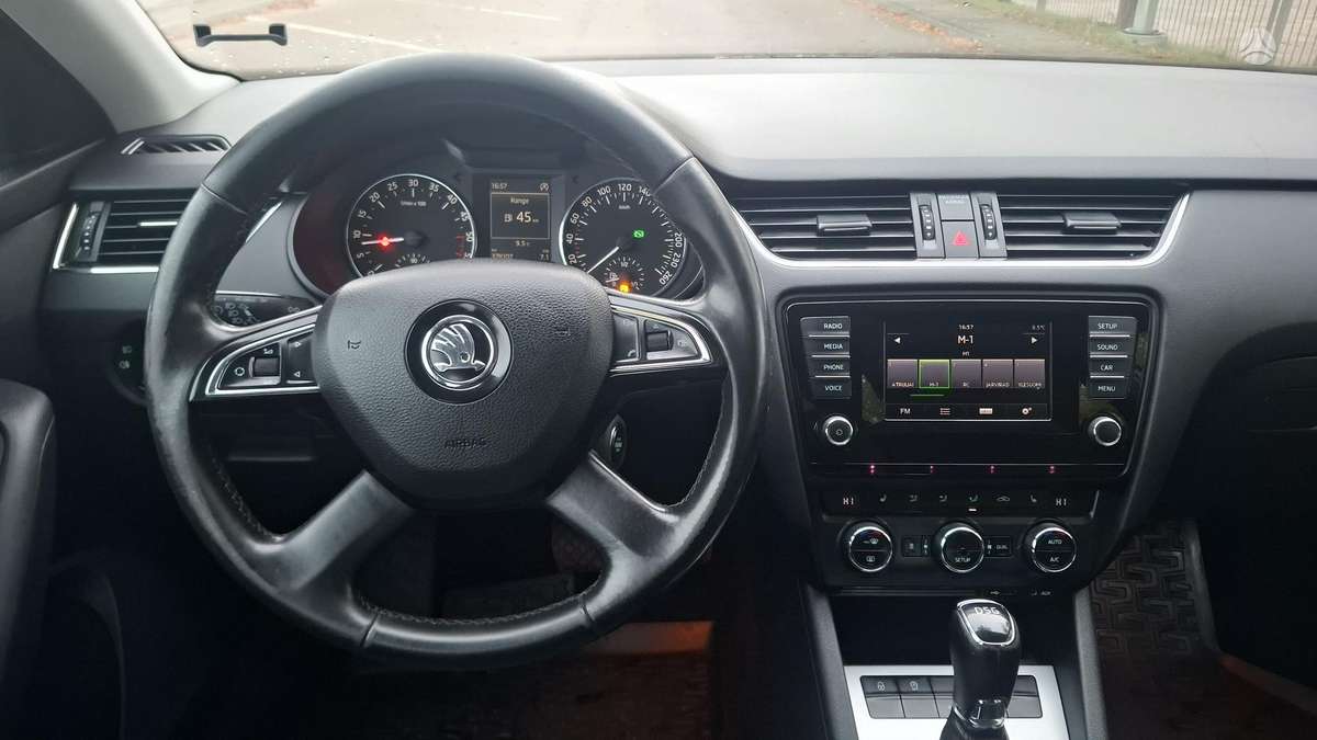Skoda Octavia 2013 — фото 28
