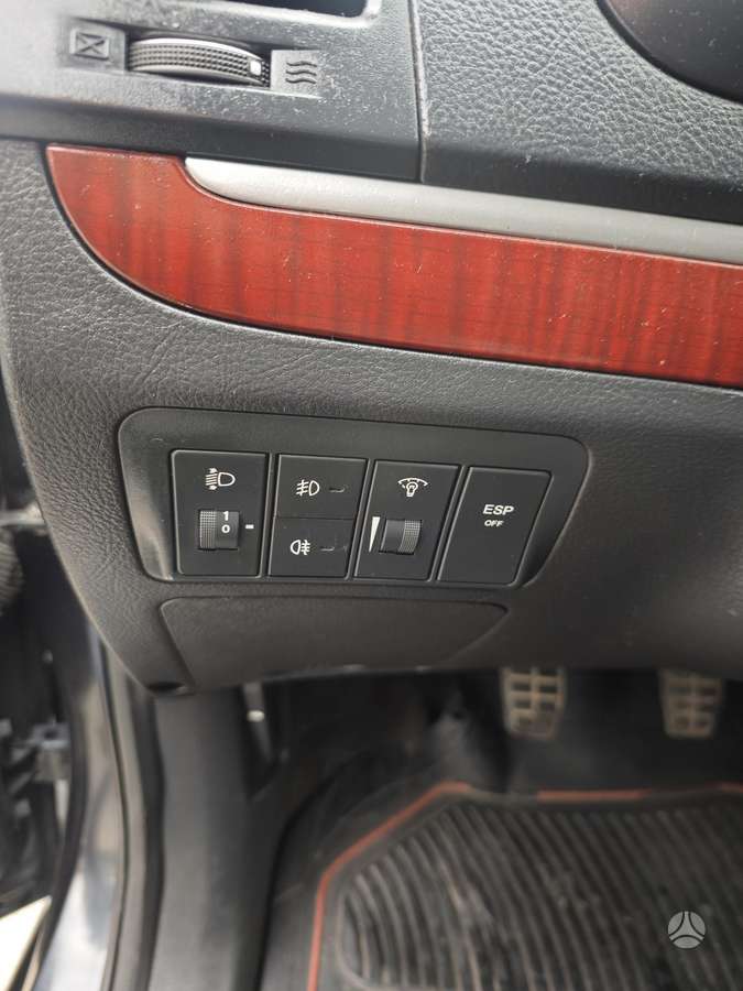 Hyundai Santa 2009 — photo 13