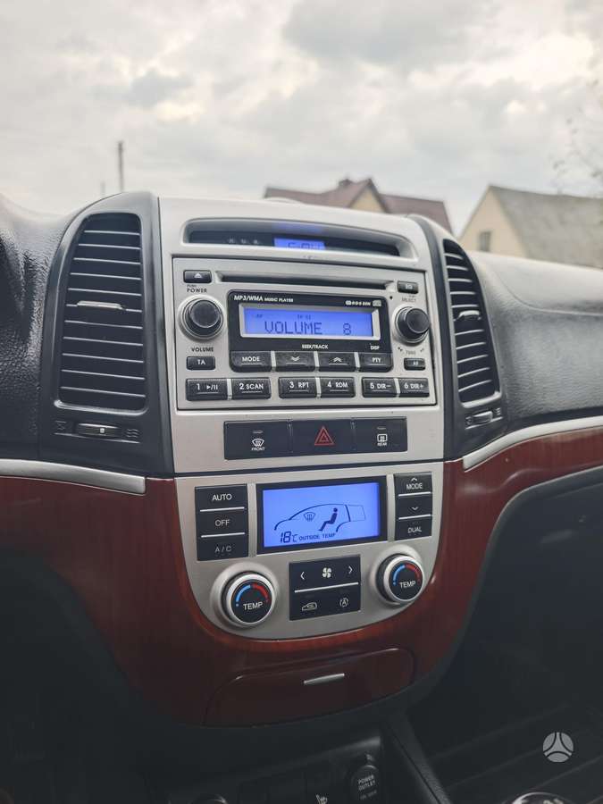 Hyundai Santa 2009 — photo 14