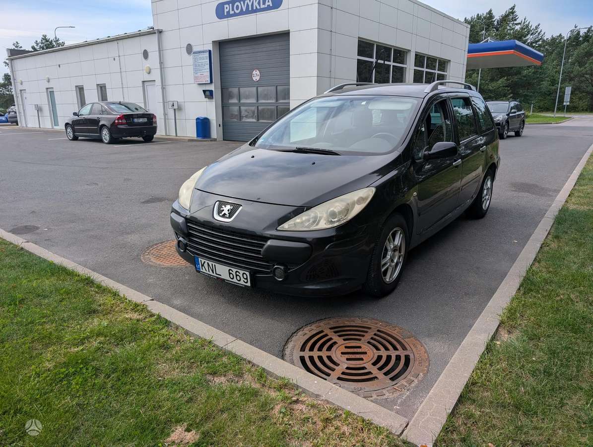 Peugeot 307 2006 — engine 1587 cm³, 109 HP (80kW)