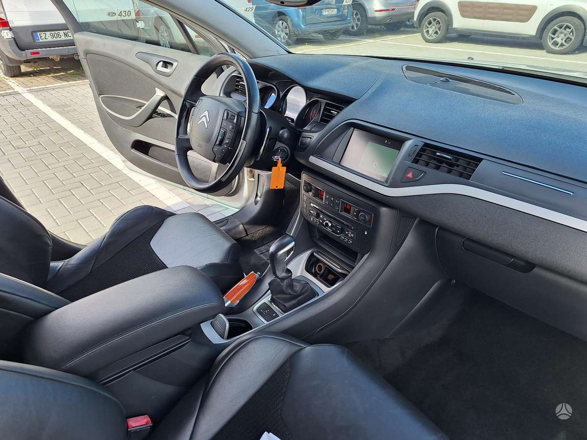 Citroen C5 2013 — photo 14