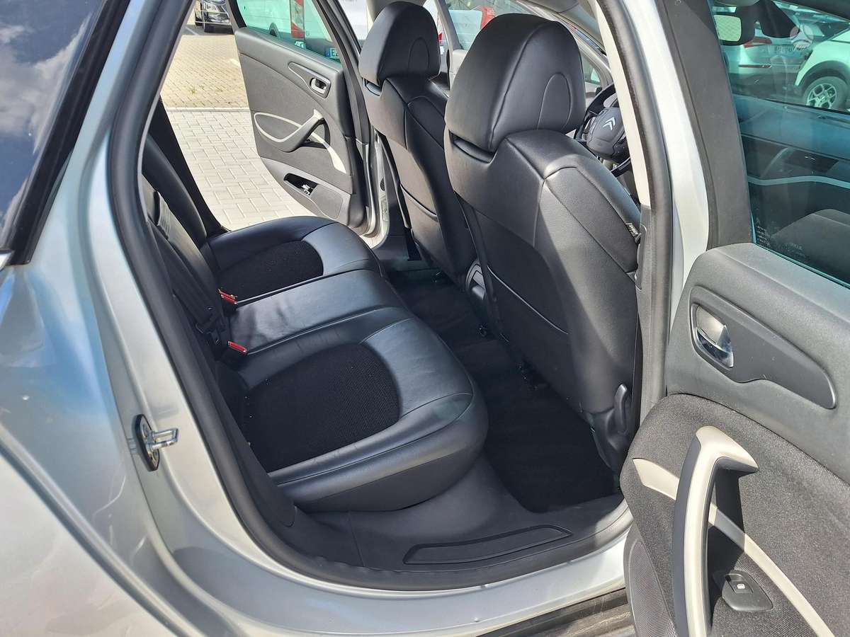 Citroen C5 2013 — photo 15