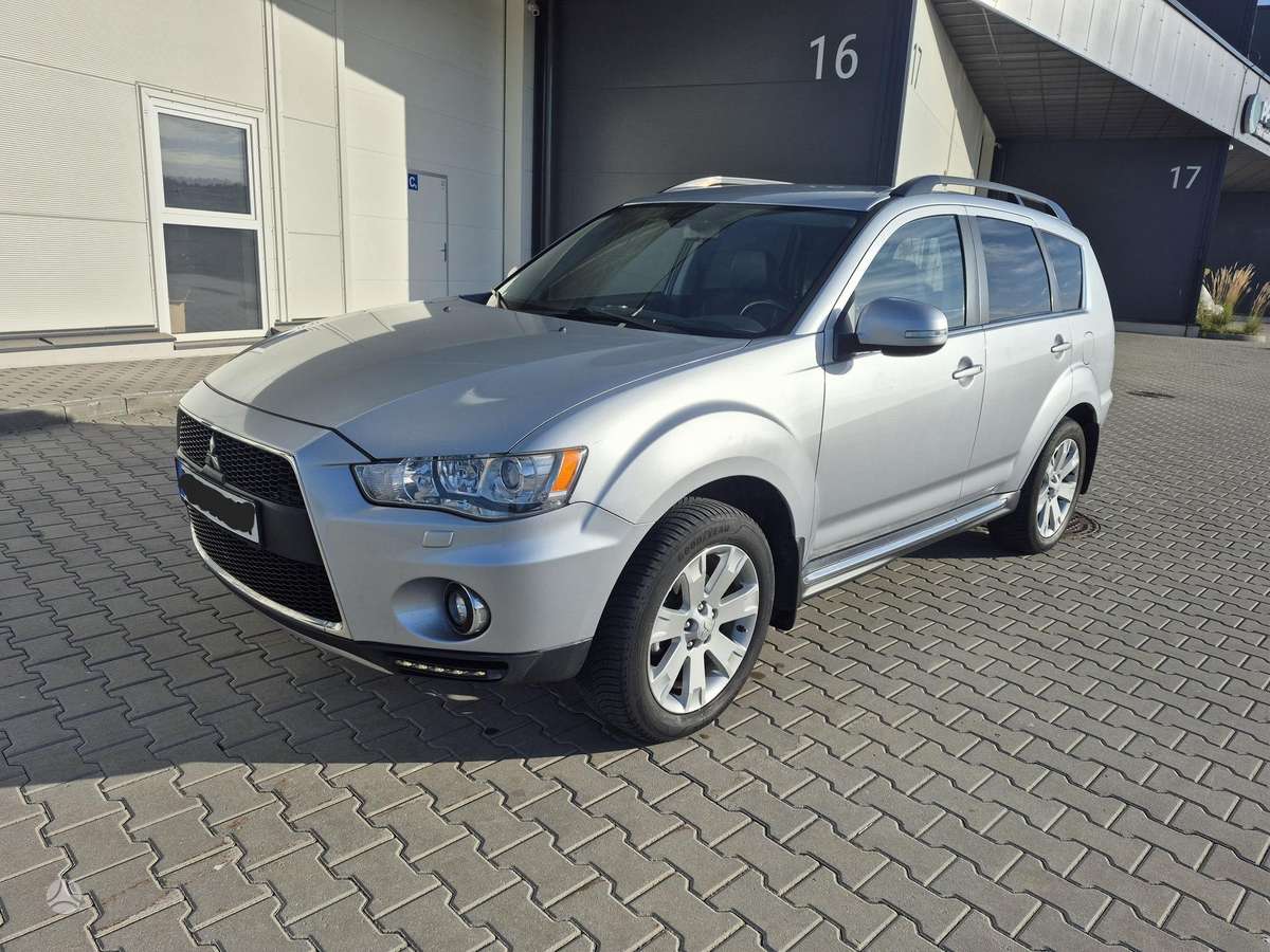 Mitsubishi Outlander, 2011