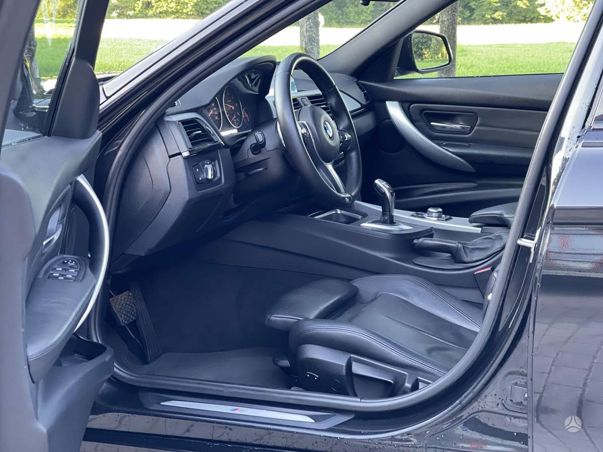 BMW 320 2012 — photo 10