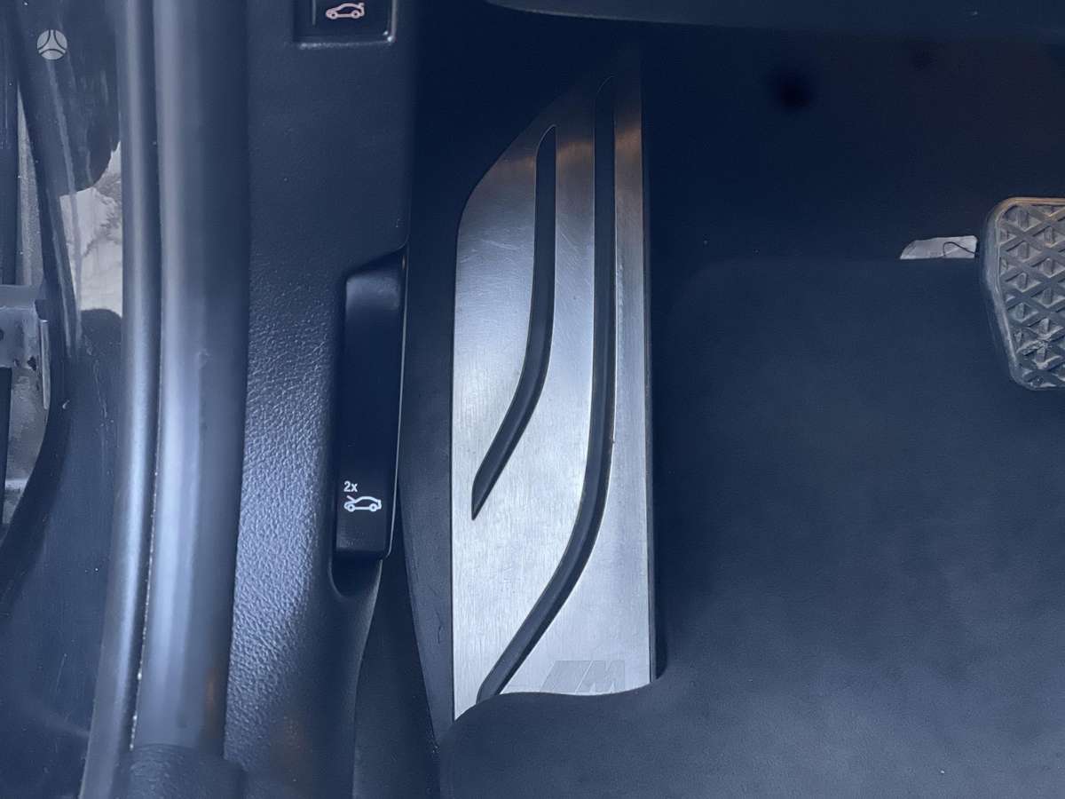 BMW 320 2012 — photo 28