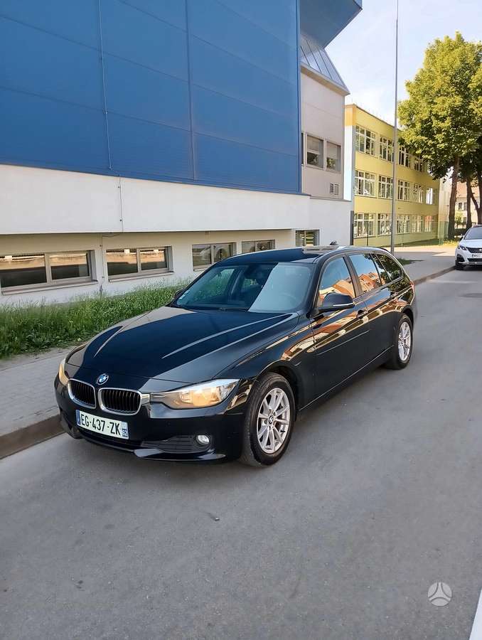 BMW 320, 2013