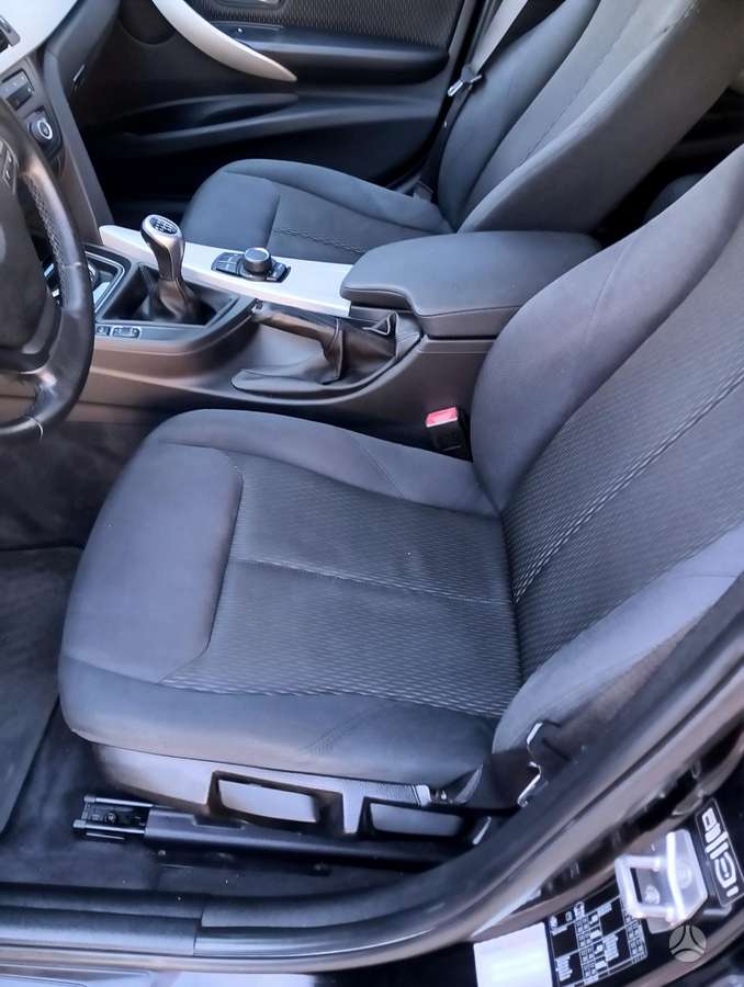 BMW 320 2013 — photo 22