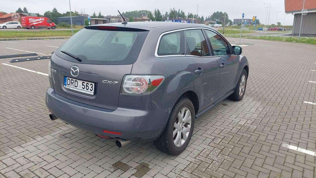 Mazda CX-7 2008 — interior