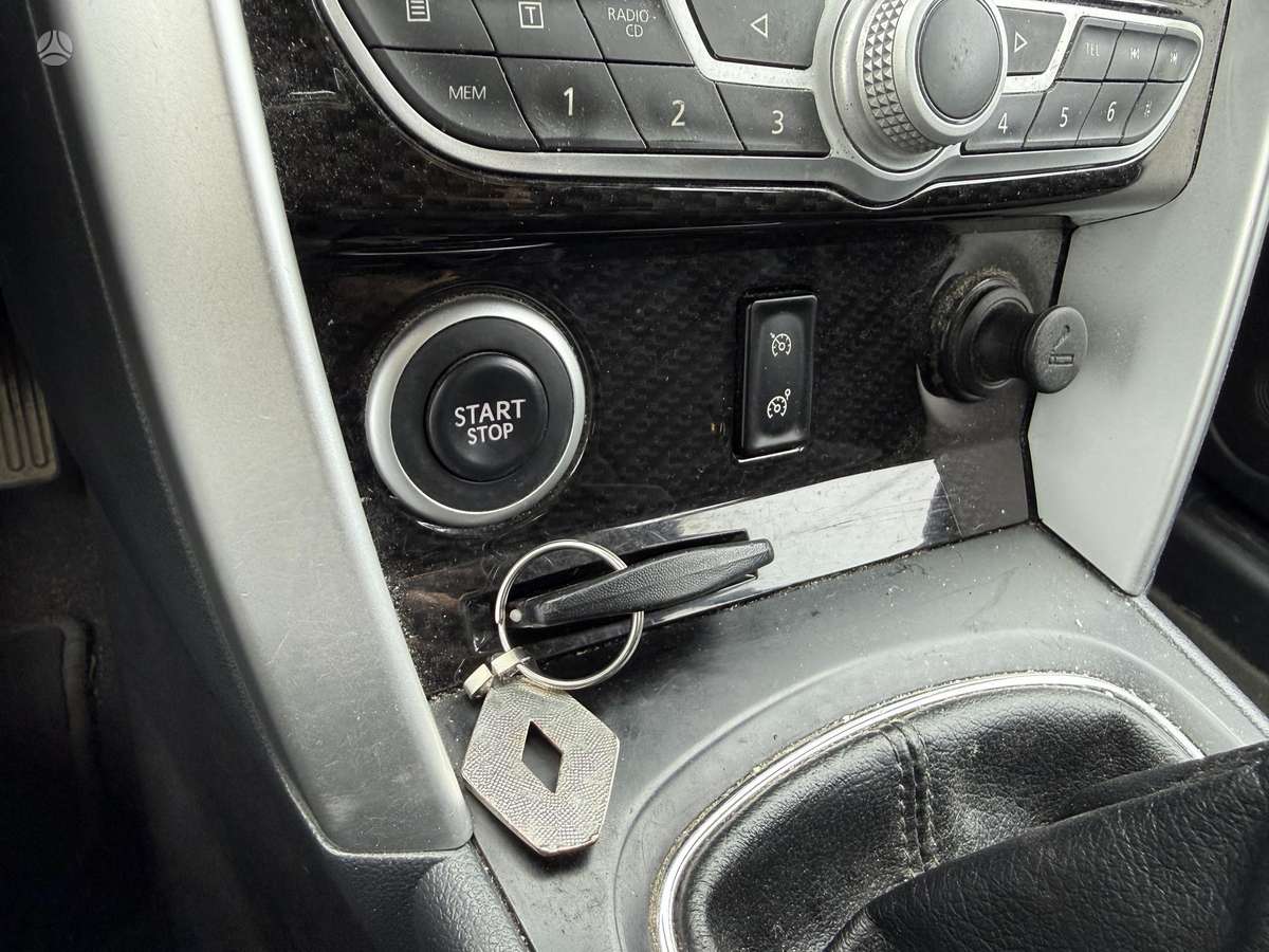 Renault Koleos 2013 — photo 19