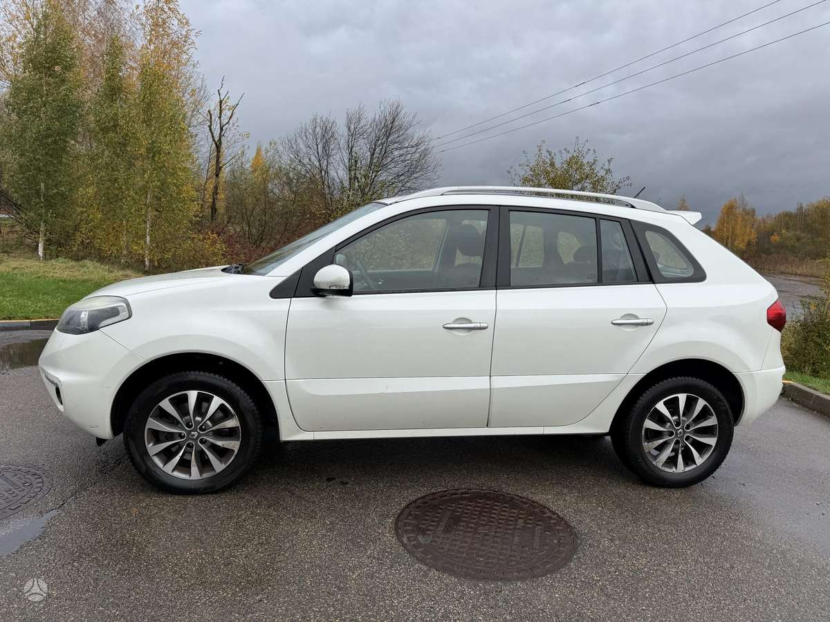 Renault Koleos 2013 — interior