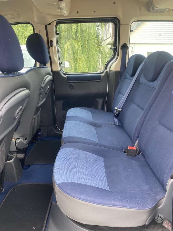Citroen Berlingo 2004 — photo 9