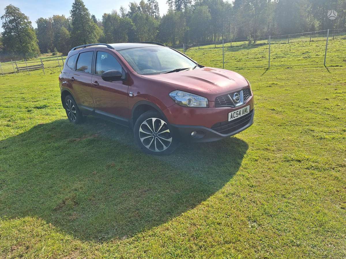 Nissan Qashqai 2012 — вигляд ззаду
