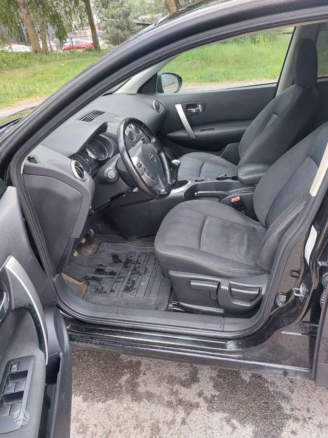 Nissan Qashqai 2011 — photo 10