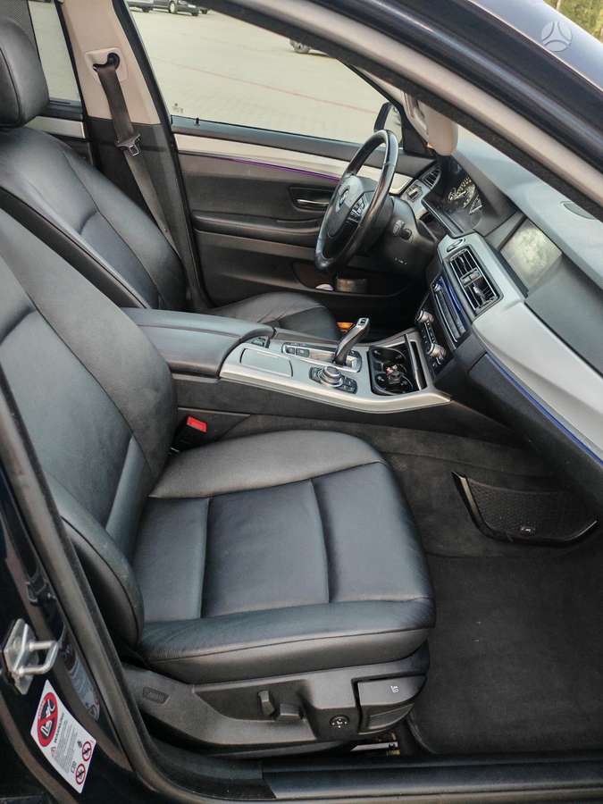 BMW 530 2011 — photo 20