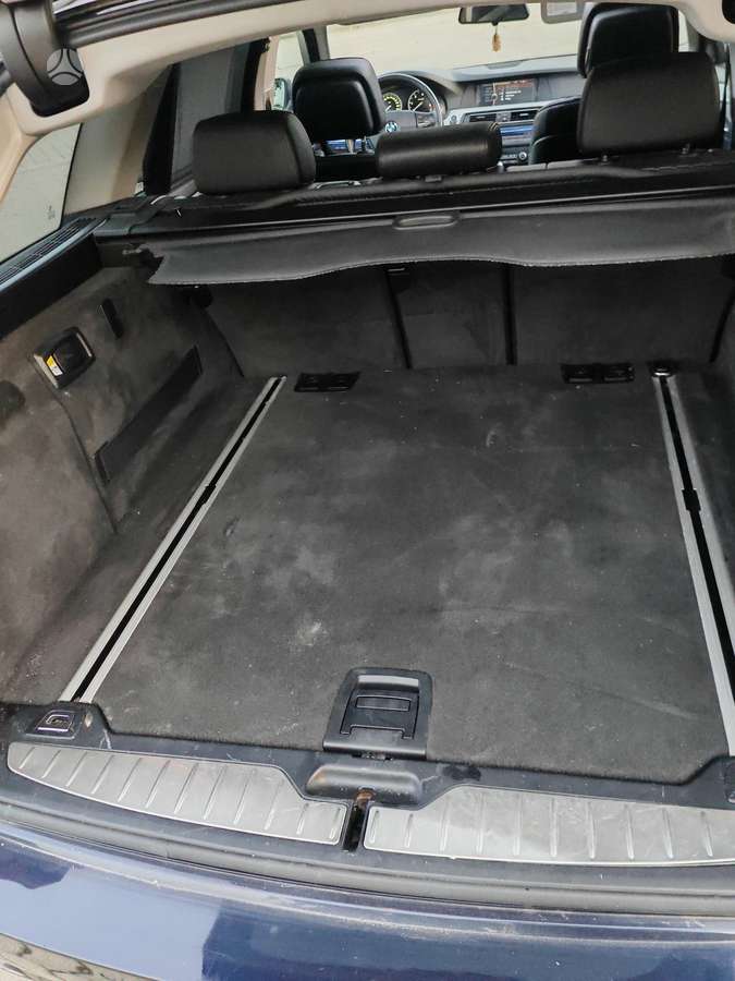 BMW 530 2011 — photo 23