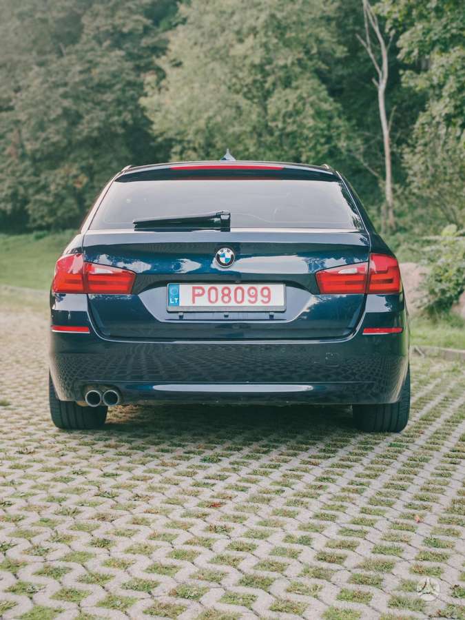 BMW 530 2011 — engine 2993 cm³, 258 HP (190kW)