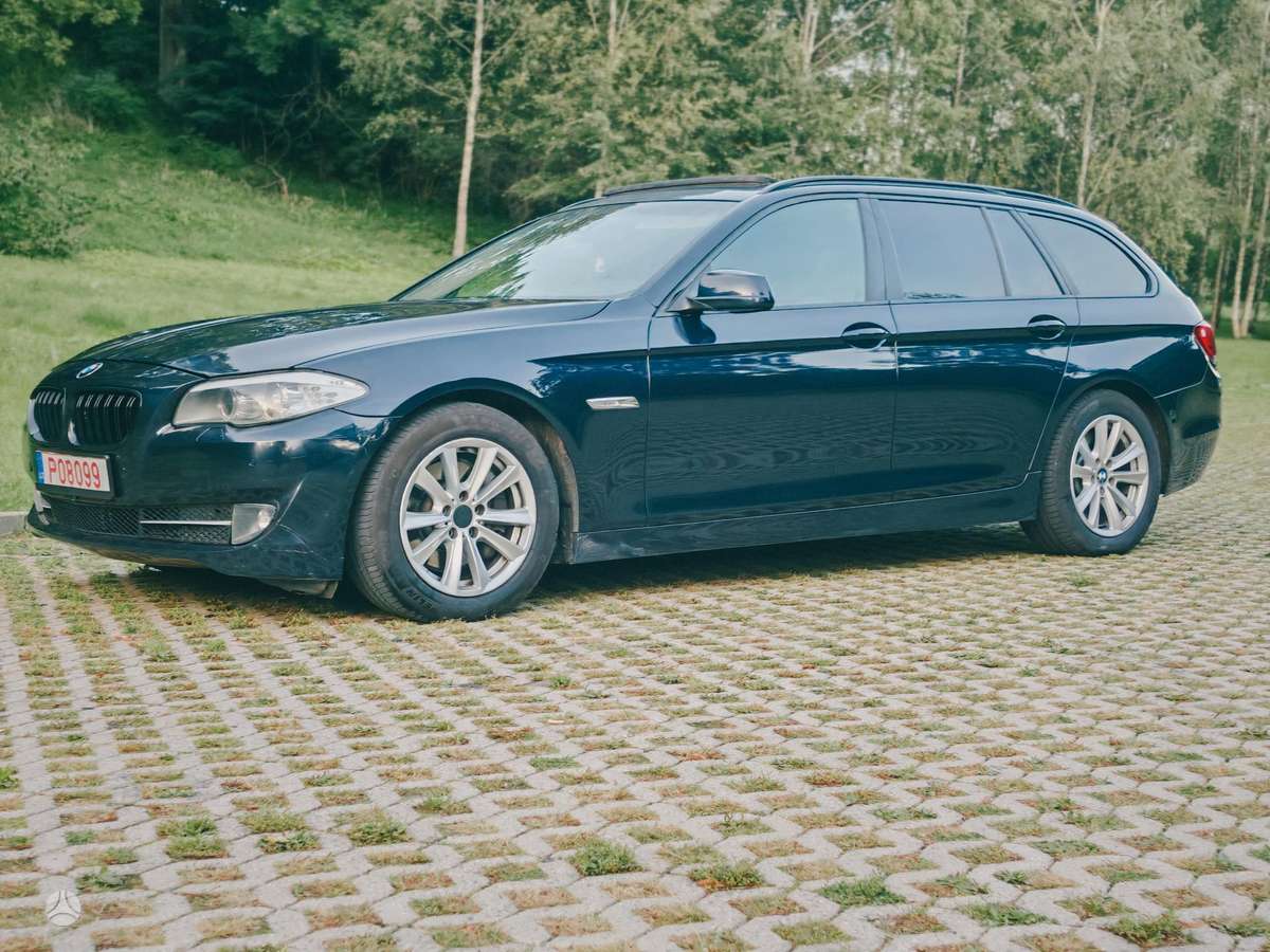 BMW 530 2011 — photo 7