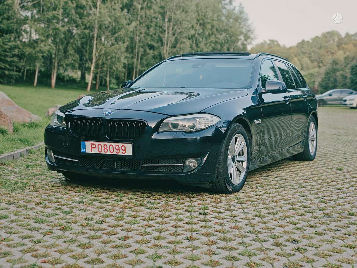 BMW 530 2011 — photo 8