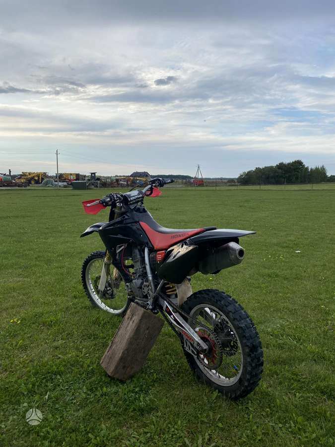 Honda CRF 2009 — engine 150 cm³, 23 HP (17kW)