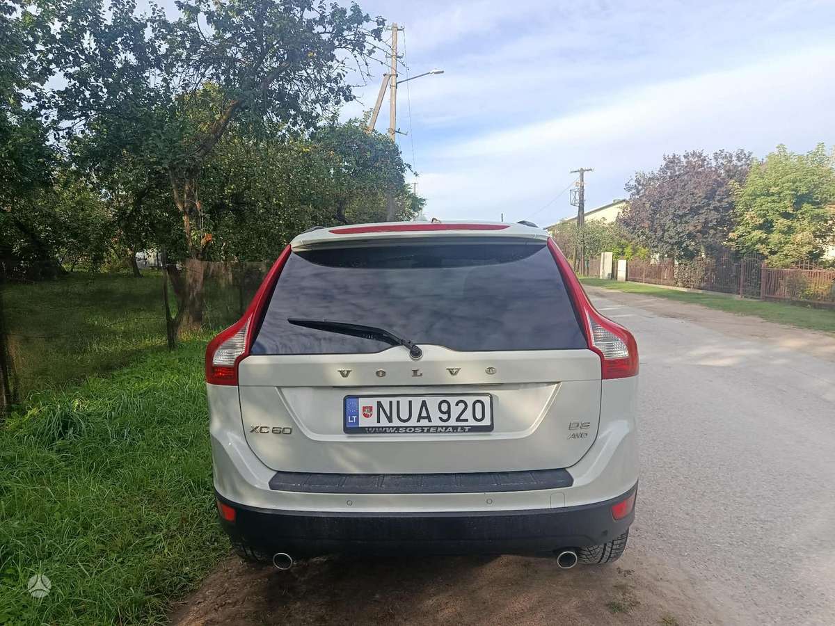 Volvo XC60 2012 — photo 5