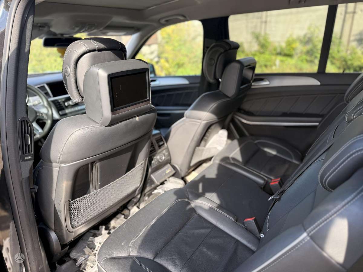 Mercedes-Benz GL350 2015 — photo 8