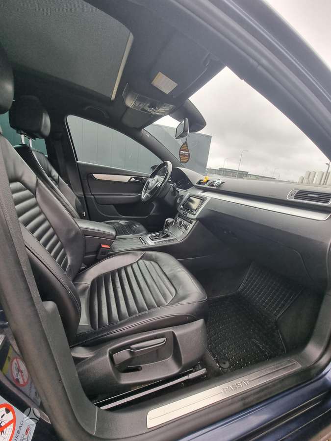 Volkswagen Passat 2013 — photo 16