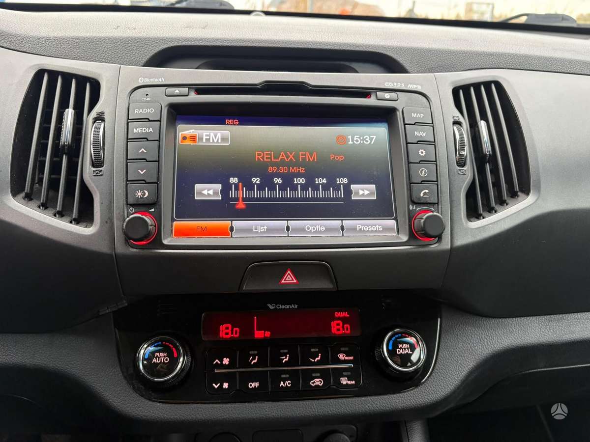 Kia Sportage 2011 — photo 14