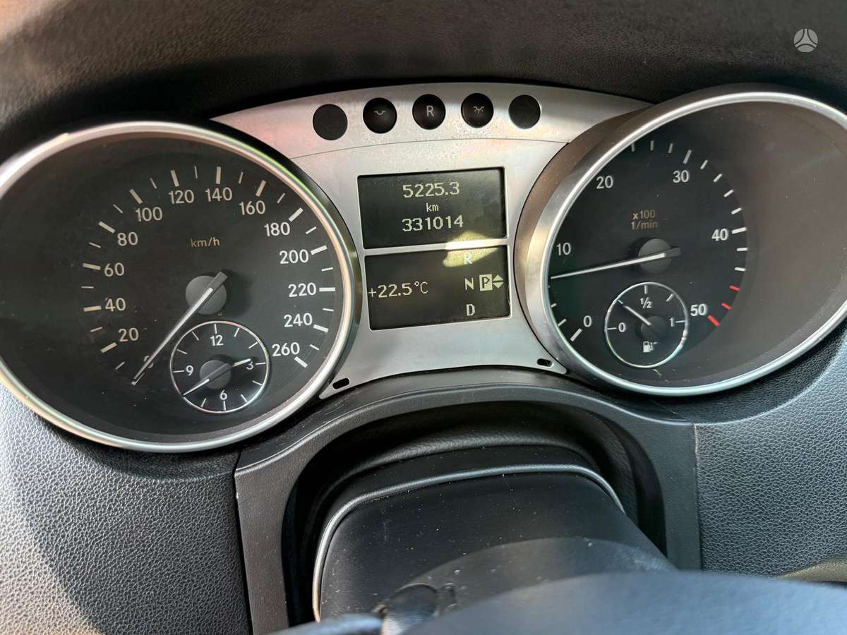Mercedes-Benz ML320 2006 — photo 14