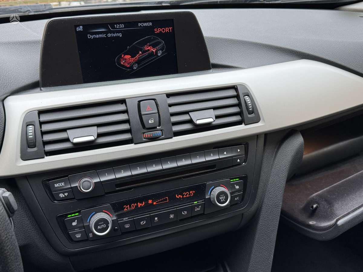 BMW 320 2014 — photo 16