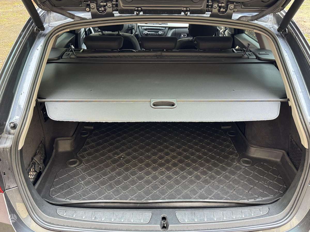 BMW 320 2014 — photo 9