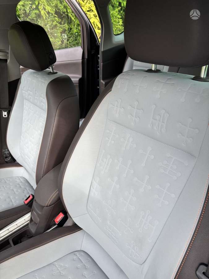 Opel Meriva 2015 — photo 10