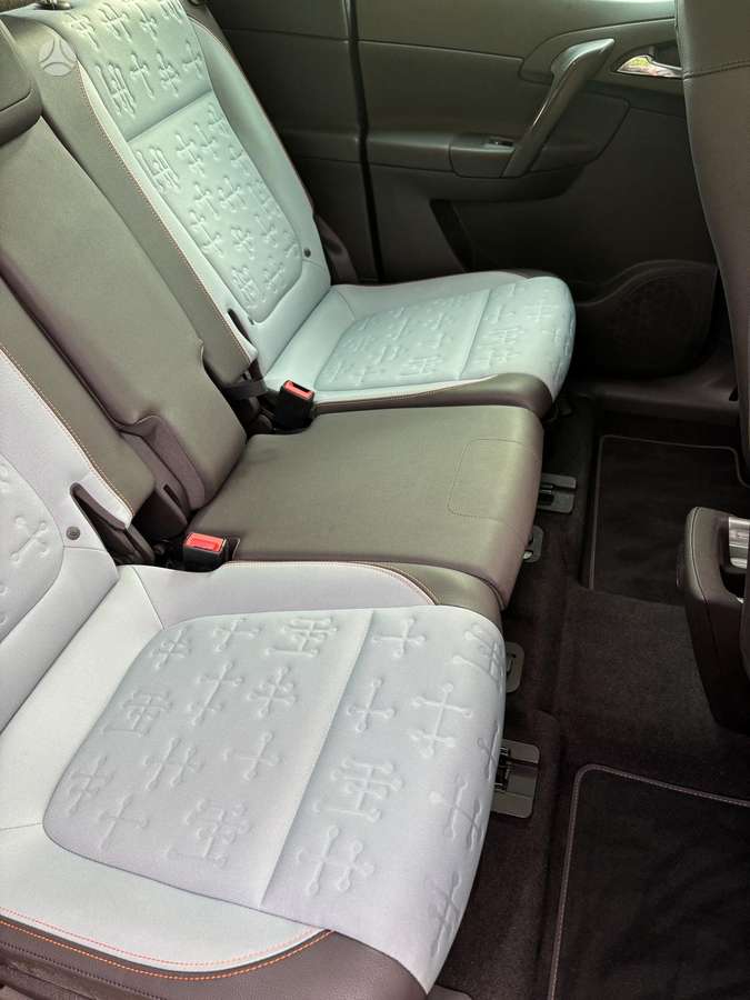 Opel Meriva 2015 — photo 23